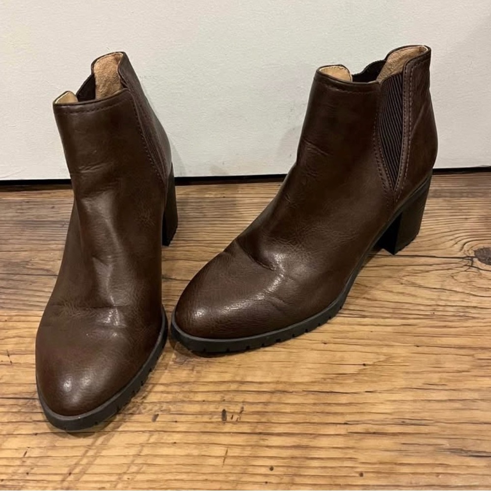 Life Stride Dark Brown Heeled Leather Boots